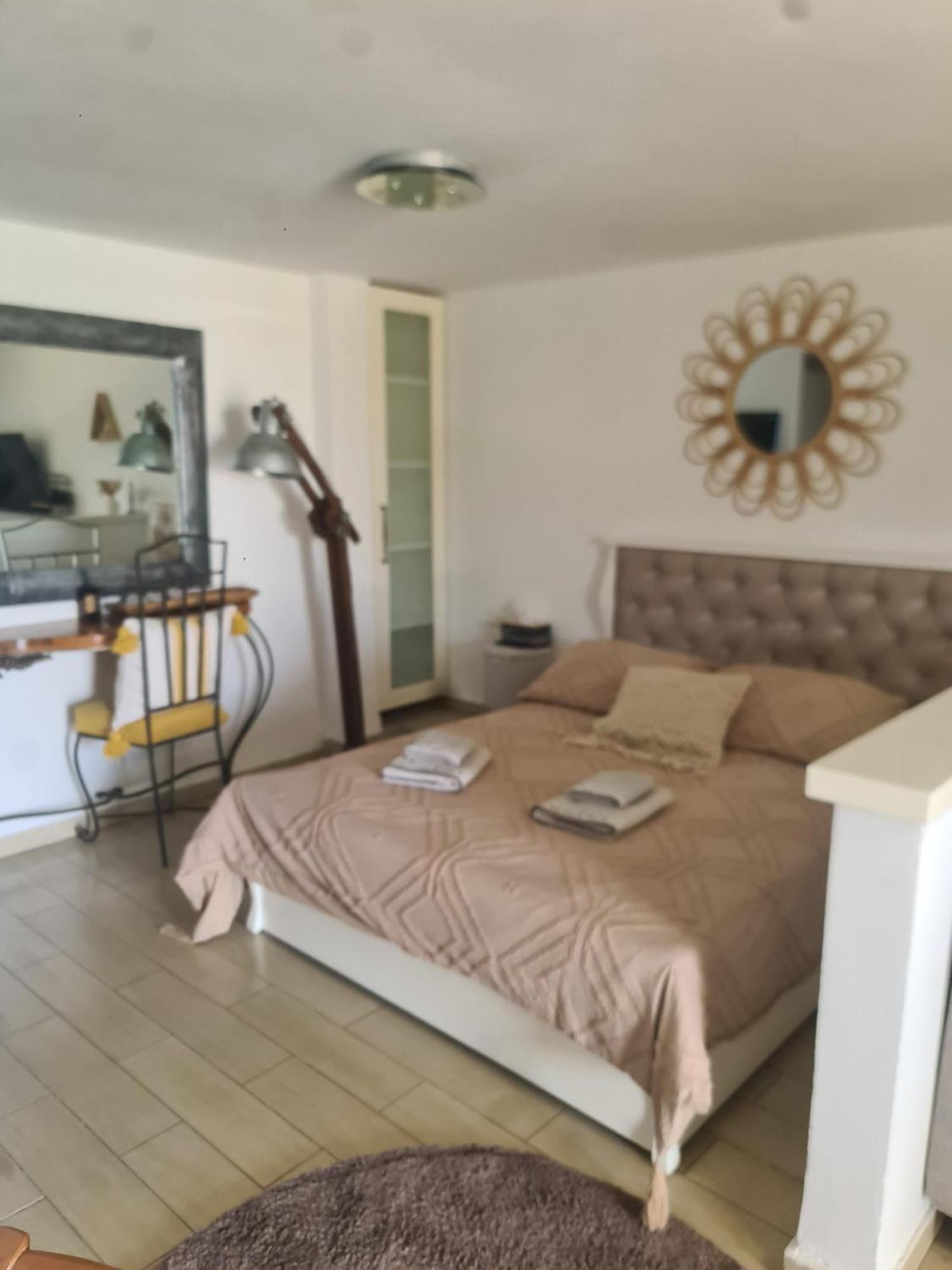 Ronit'S Place Apartman Kirjat Smóna Kültér fotó