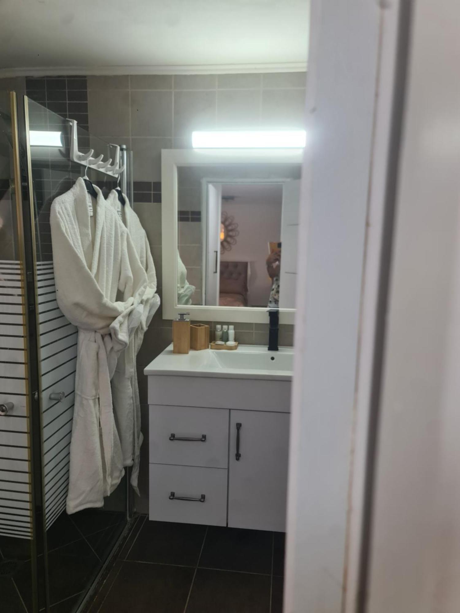 Ronit'S Place Apartman Kirjat Smóna Szoba fotó